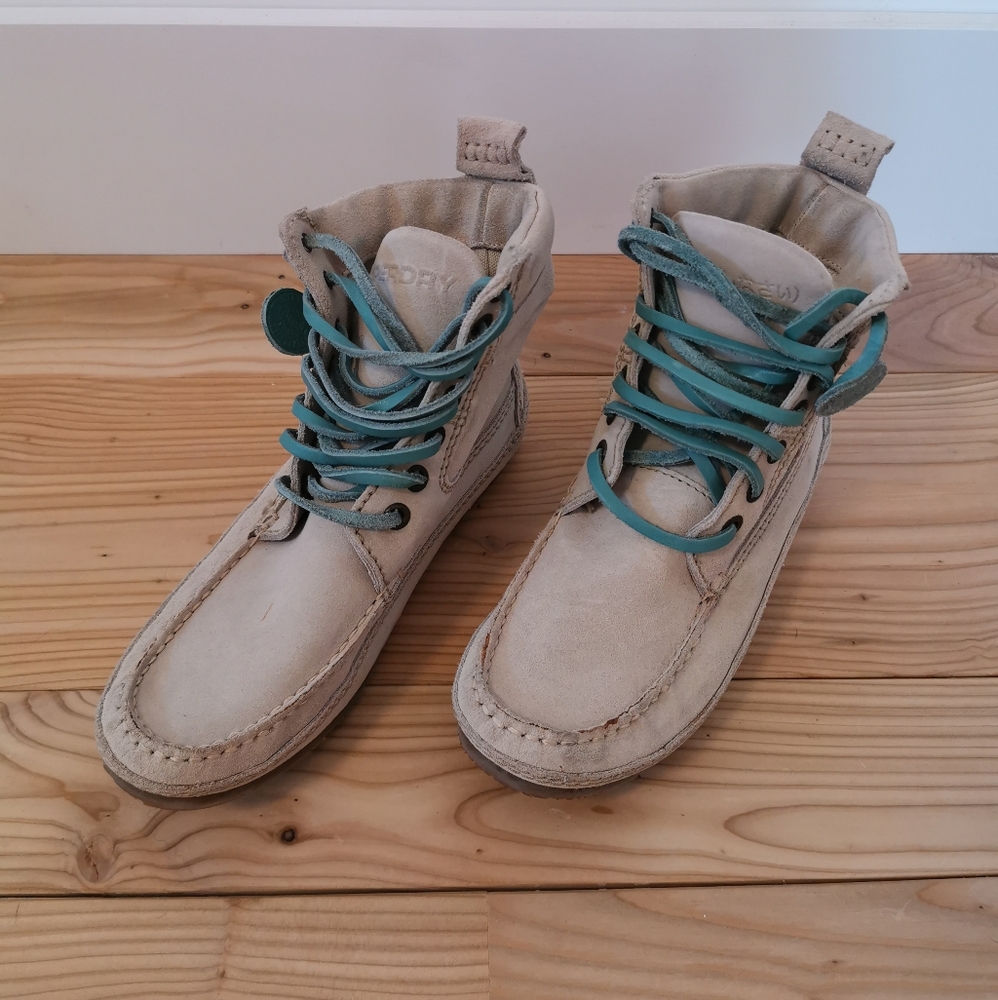 SUPERDRY Women's high top sneakers, size 7
